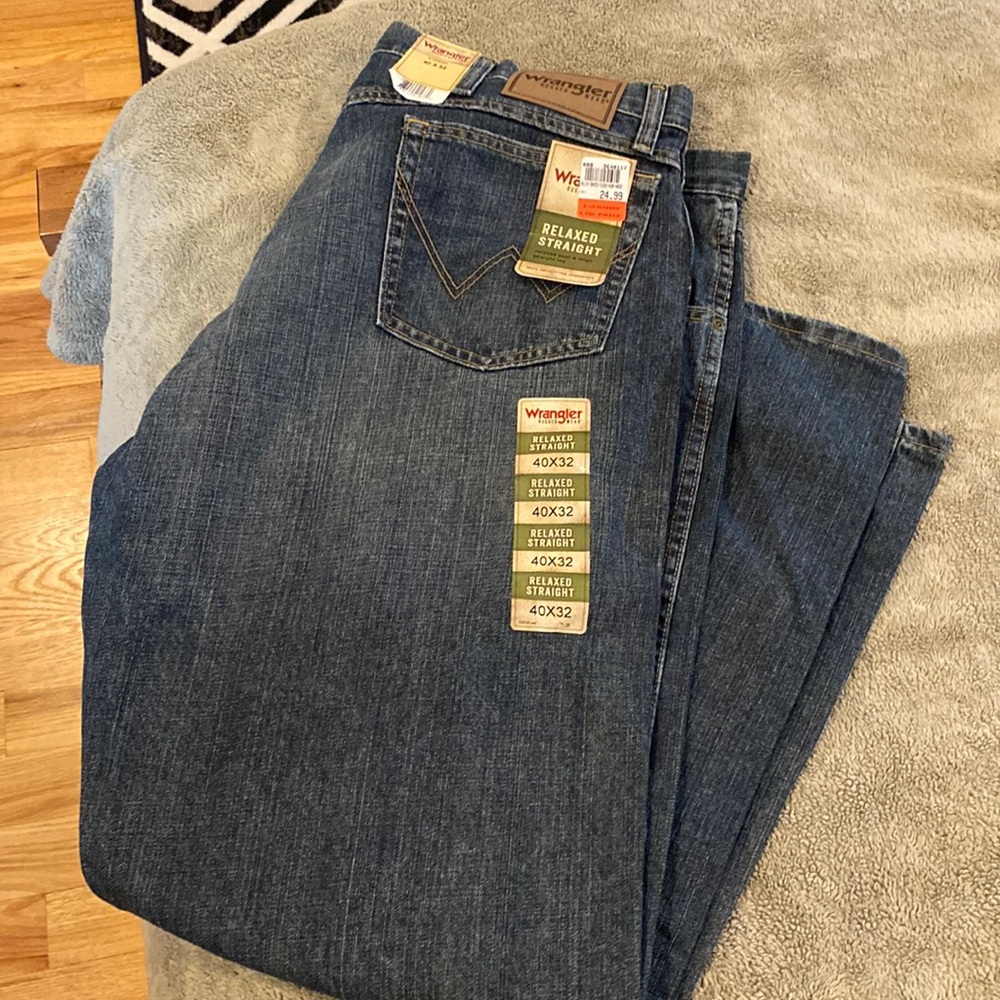 Relaxed Straight Wrangler